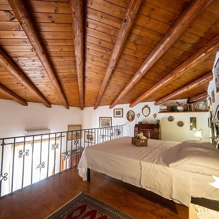 Familyholidays La Finestra Di Fronte Cefalu Luaran gambar